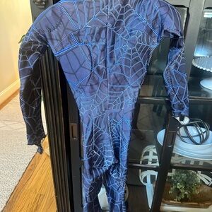 Blue Spiderweb race skins